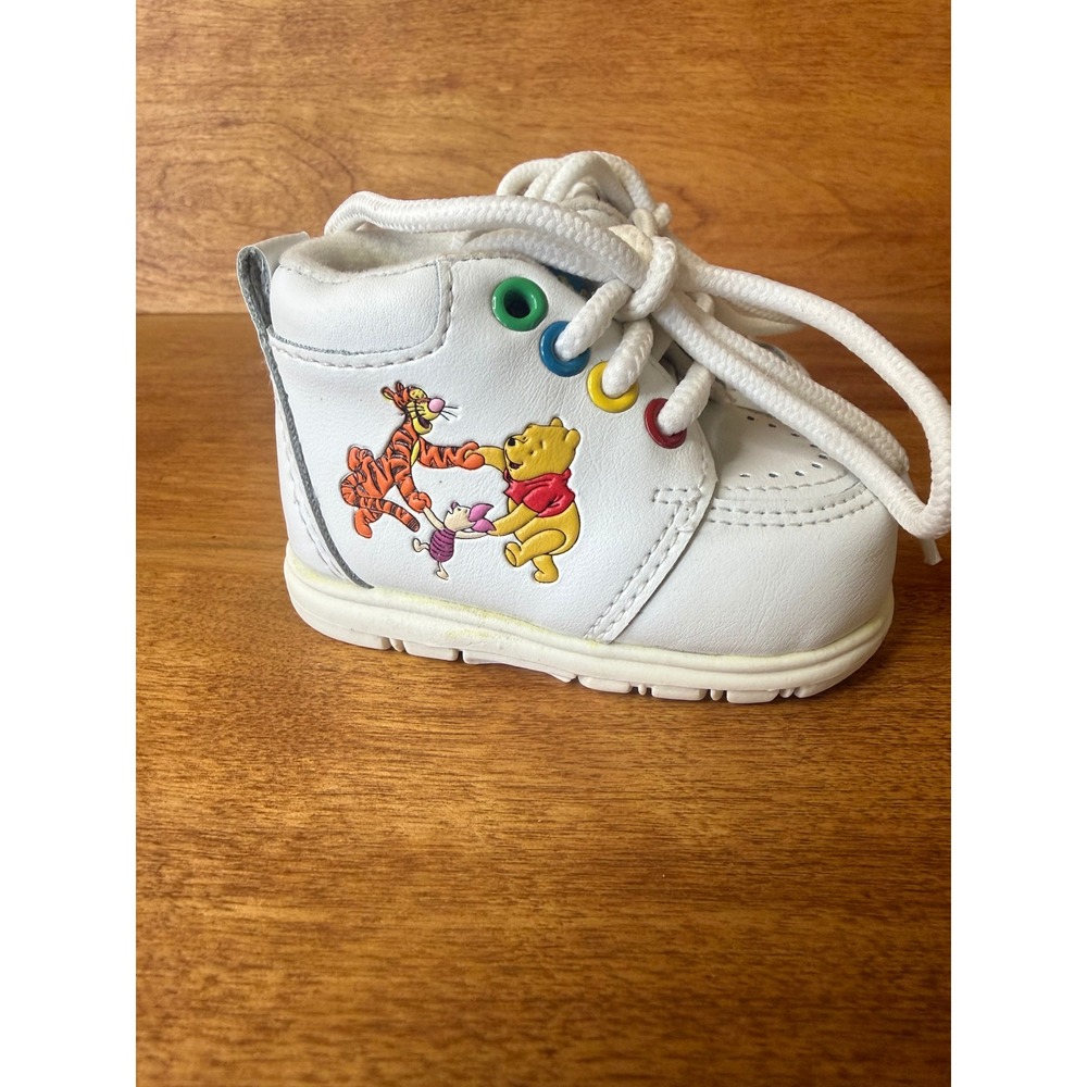 RARE Vintage Disney Winnie Pooh Tigger Piglet Baby 1 High Top Shoes Choo Choo - Picture 3 of 10